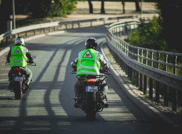 Motorcycle training courses in English!